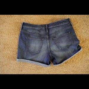 Mossimo Supply Co. Shorts - Women’s Jean Shorts Mossimo Supply Co. Shorts - Women’s Jean Shorts